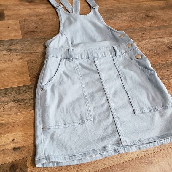 Urban Outfitters UO Kingston Light Wash Denim Criss Cross Skirtall Size 2 - Picture 3 of 11